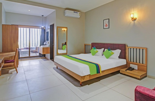 Treebo Trend Matoshree Inn Satara
