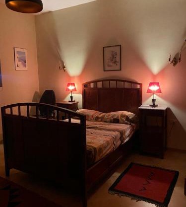 TreeHouse Room