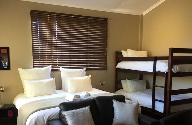 Treelands Estate, Abbey and Castle