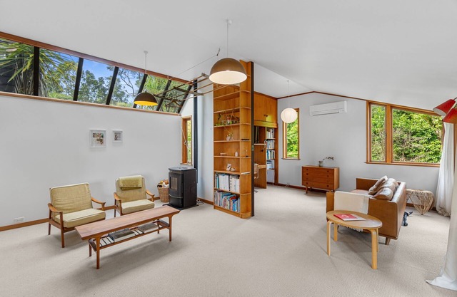 Treetop Sanctuary - Titirangi Holiday Home