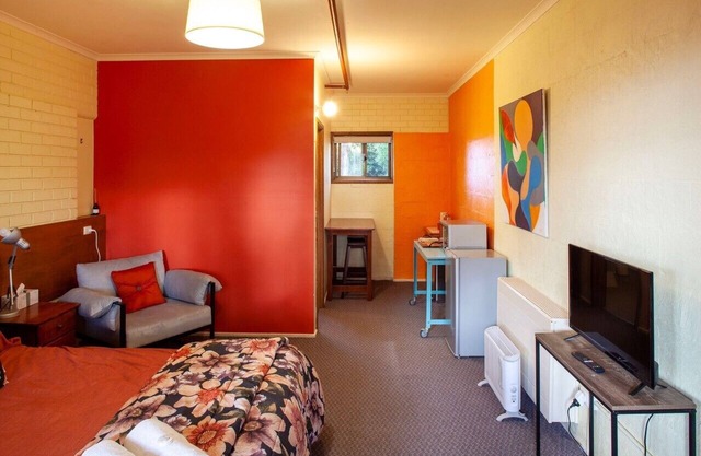 Treetops Silvan Valley Lodge 7 night discounts