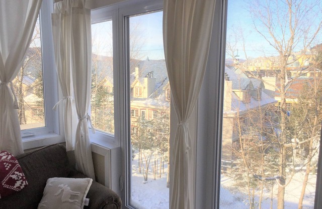 Tremblant Ski-in, Ski-out Condo en alquiler