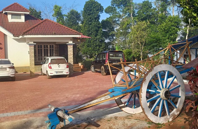 Tremendous 2-bedroom bungalow in Sakaleshpur