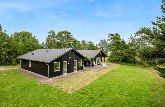 "Trena" - 1.2km to the inlet by Interhome