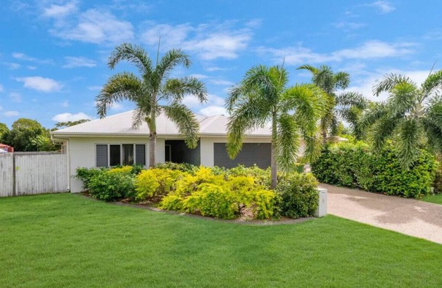 Trendy 4 bedroom in Fairfield Waters
