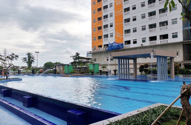 Trendy Connecting Mall 2BR Green Pramuka Apartment