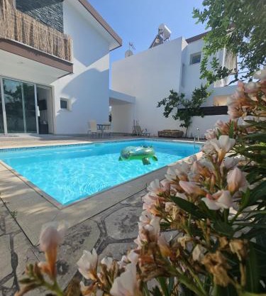 Trendy Holiday Villa 34 Larnaca, Pyla
