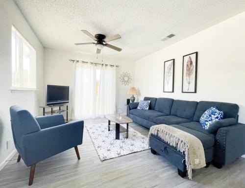 Trendy Ivy 2-bedroom