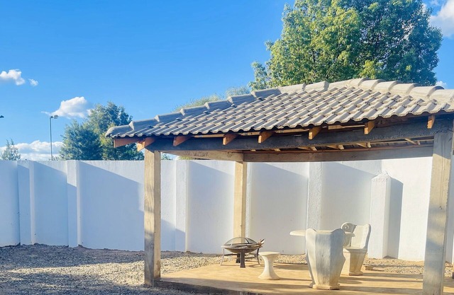 TrendyBliss Guest House - n0298
