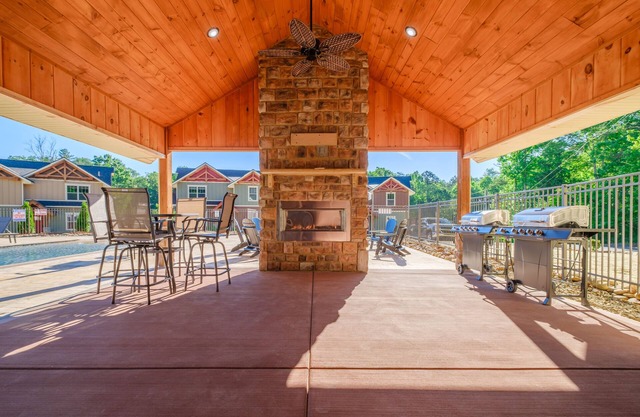 Tri Star Lodge