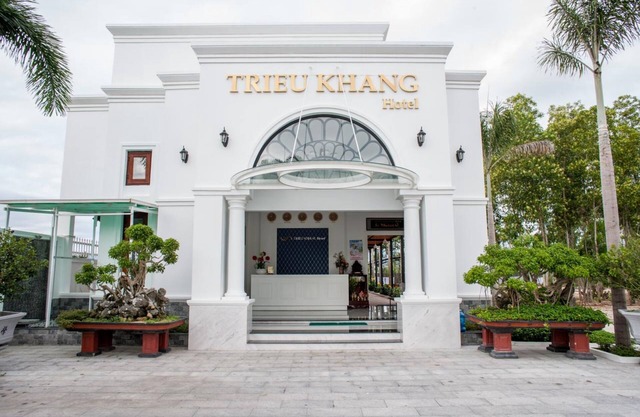 Trieu Khang Hotel