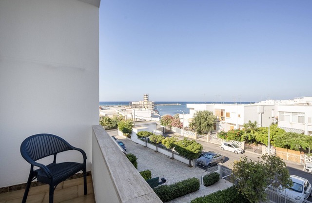 Trilocale -Apartment-Balcony-Private Bathroom