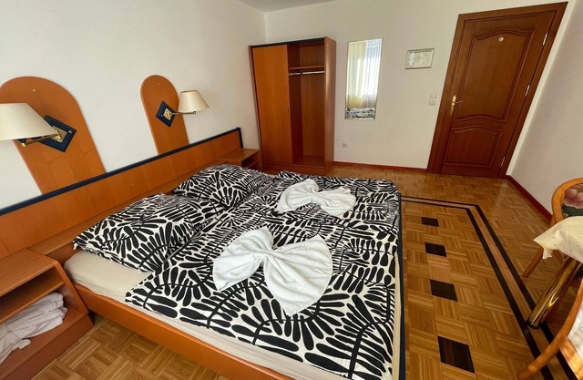 Triple room for 3 guests with 15m² in Nuremberg (250683)