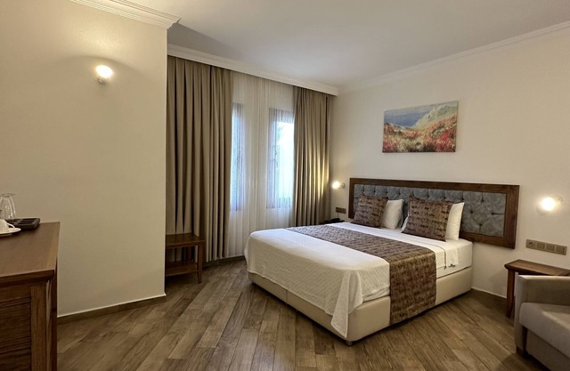 TROİADA OTEL