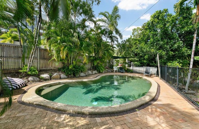 Tropical Cove at Trinity Beach with Lagoon Pool