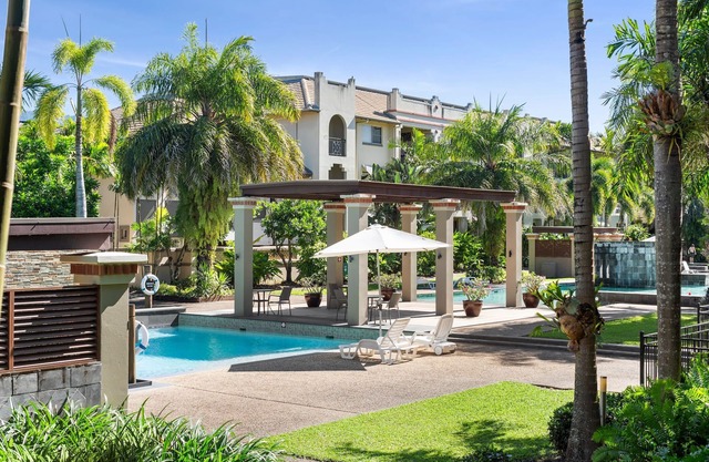 Tropical Gardens - Resort, 9 Pools & Gym