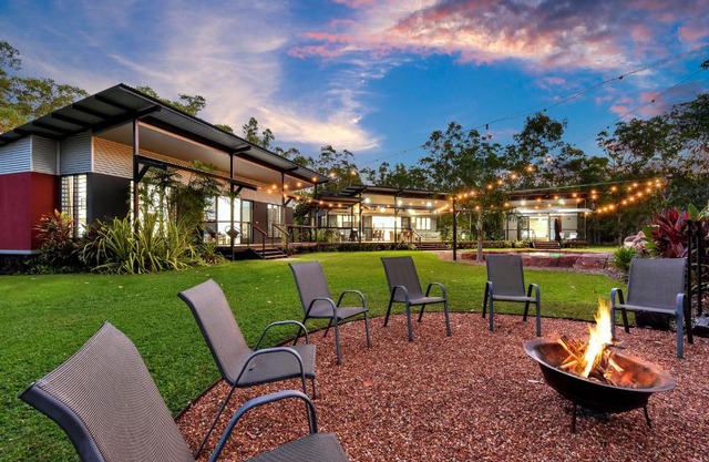 'Tropical Oasis - Darwin NT