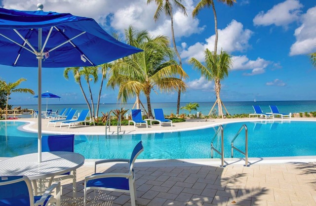 Tropical Paradise: Studio @ Limetree Resort