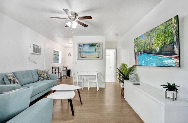 Tropical View Escape - 1BR