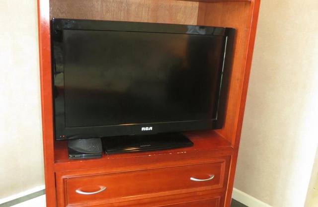 Tropicana Suite Hotel