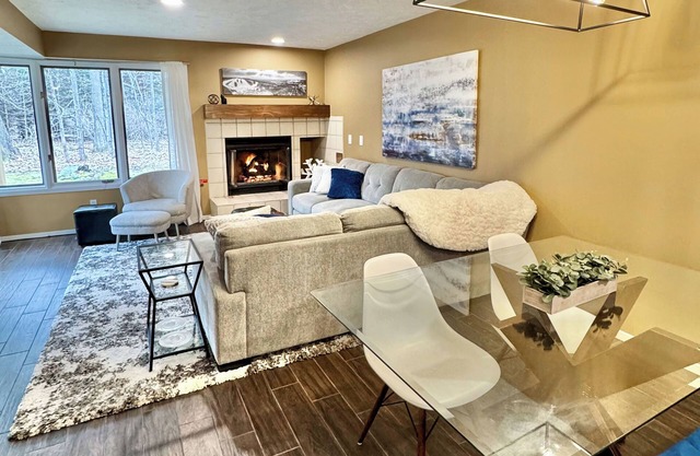 Trout Creek Condos - Harbor Springs Michigan