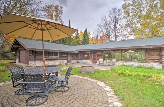 Trout Lake Cottage & Guesthouse w / acceso a la playa!