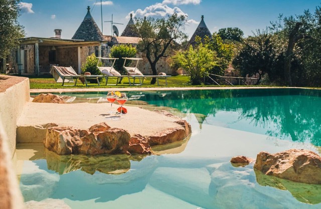 Trulli Tra Pietre: Luxury Trulli with Private Pool, Pet Friendly