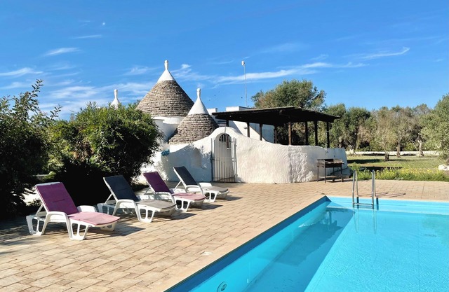 'Trullo della Luna', encantadora casa de campo típica con piscina