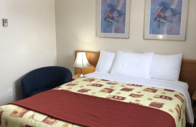 Trunk Road Motel