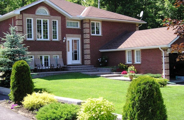 Tucked Inn the Harbour Bed & Breakfast