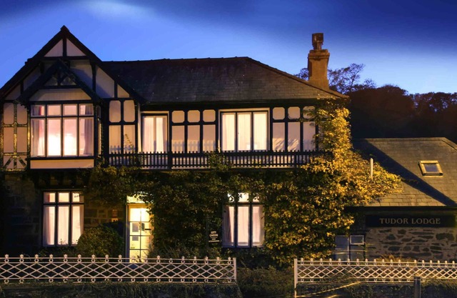 Tudor Lodge