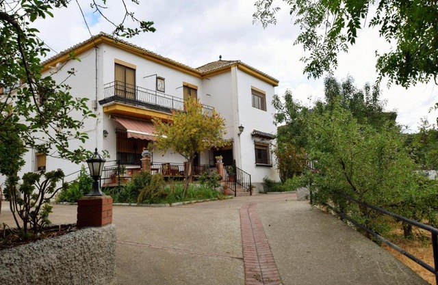tuGuest Hortichuela House