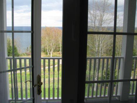 Tulloch Inn & Gifts