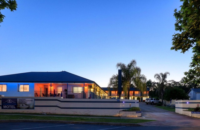 Tumut Farrington Motel