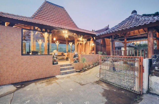 Tunjung Sari Villa Bedugul