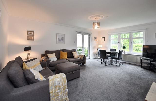 Turnberry Apartments 2D