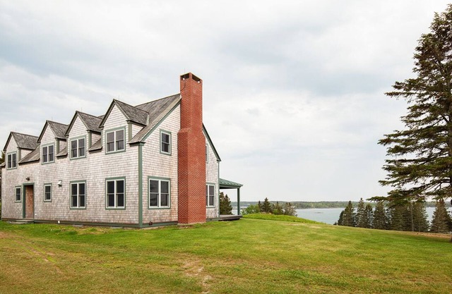 Turner Farm Guest House with ocean views