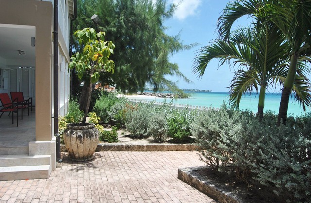 Turtle Bottom luxury beachside villa