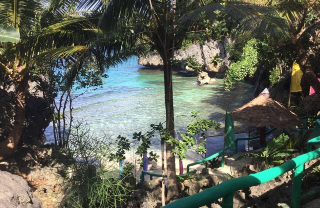 Turtle Cove Island Resort