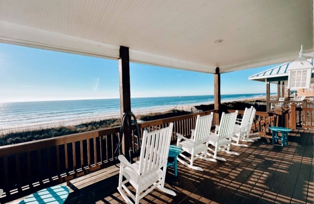 Turtle's Pace - a 5 bed, 3.5 bath Oceanfront pet friendly