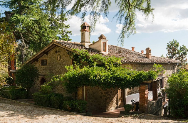 Apartamento toscano en una ubicación idílica, panorama grandioso, piscina, WiFi