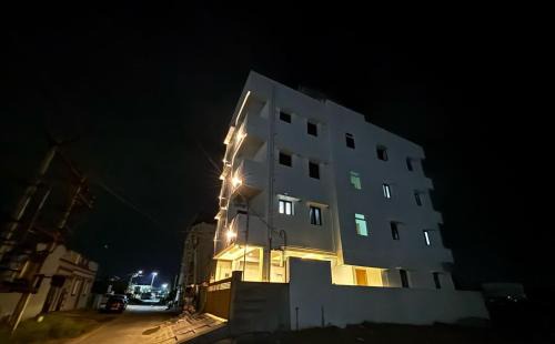 TVK Grands 7 - Premium Two Bedroom Apartment