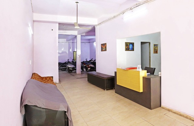 Twamev Punjabi Bagh