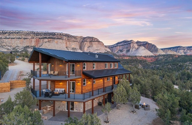 Twilight Ridge: Zion Basecamp w/ All the Extras