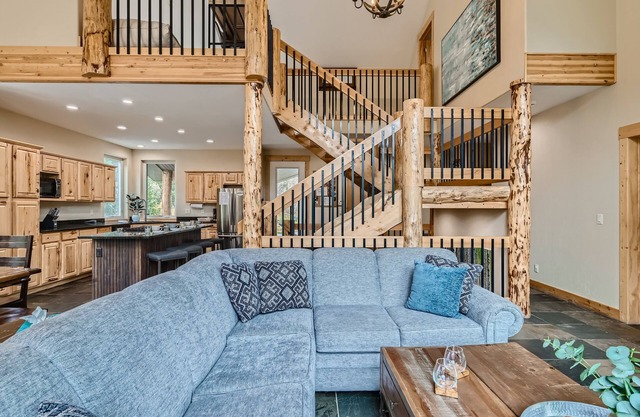 Twin Creek Lodge 7 Bedroom Home by RedAwning