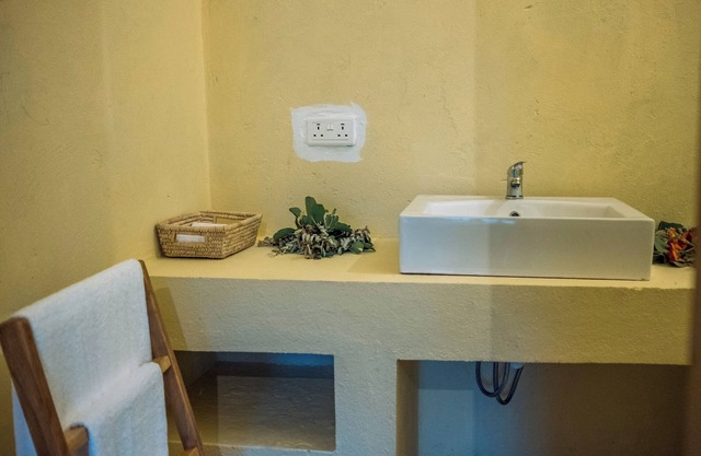 Twin Double Room 6 at Rafiki Retreat