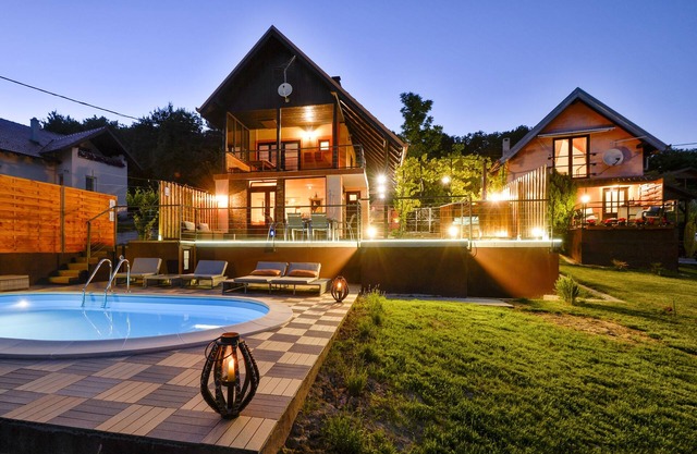 Twin Oasis Retreat with Pool & Spa, Sveti Ivan Zelina, Croatia