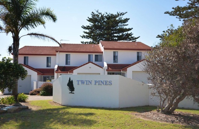 Twin Pines 2 - Vistas al mar