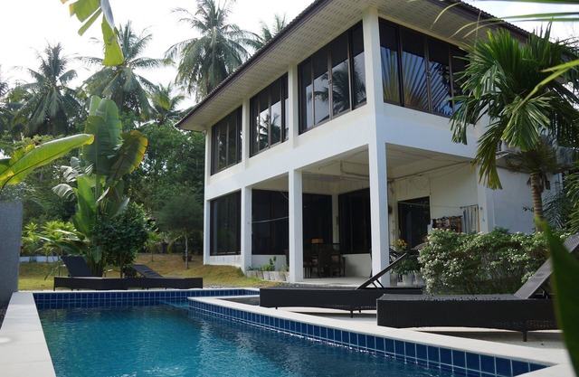 Apartamento Twin Villas con piscina