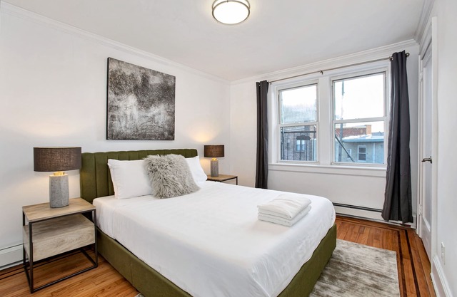 Encantador 2 dormitorios / 1 BA Apt - Minutos a Nueva York!